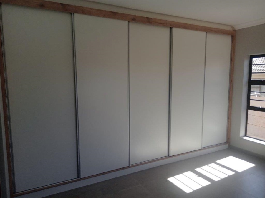 3 Bedroom Property for Sale in Wavecrest Eastern Cape